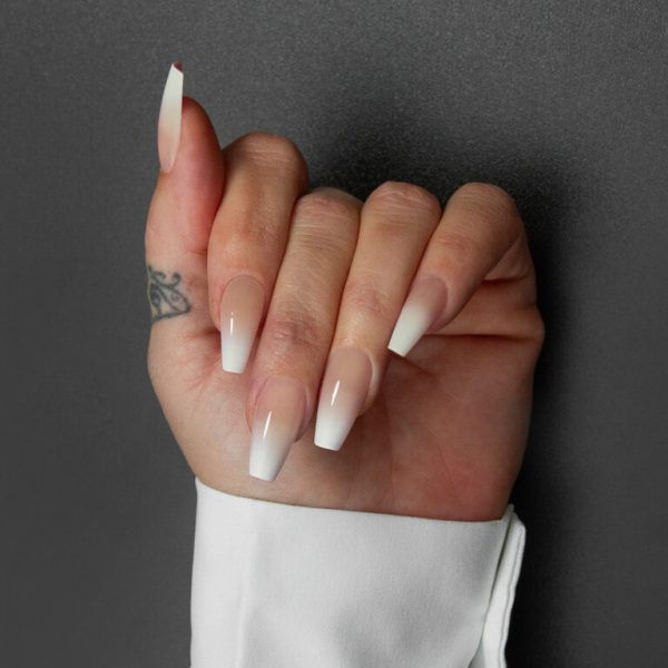 BABYBOOMER GEL TIPS BALLERINA NUDE MY NAIL BOX 1080 HAND 768x768