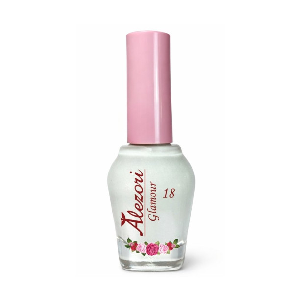 Nail Polish Glamour 18