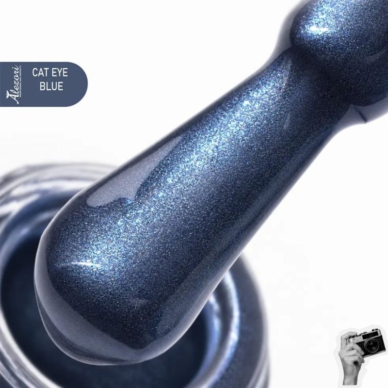 Gel Polish Cat Eye Blue